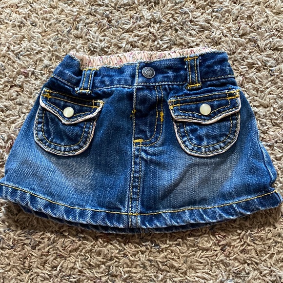 Baby girls skirt - Picture 1 of 3